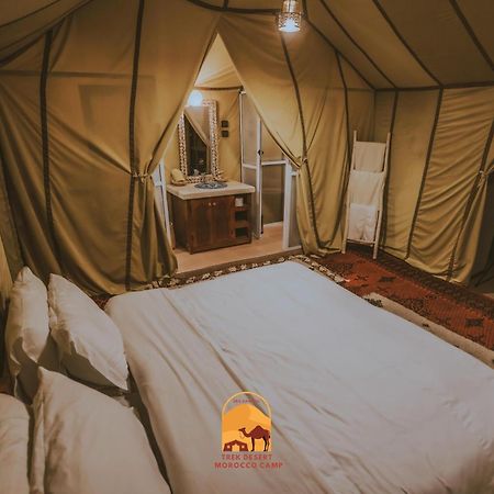 Luxury Trek Desert Camp 梅尔祖卡 外观 照片