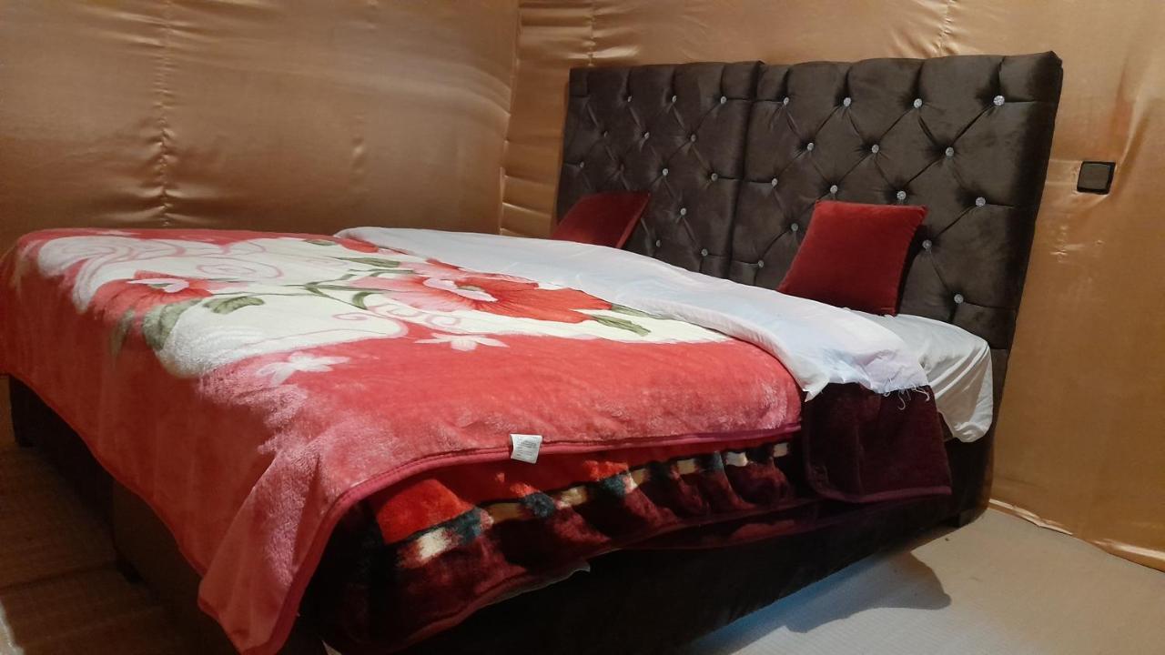 Luxury Trek Desert Camp 梅尔祖卡 外观 照片