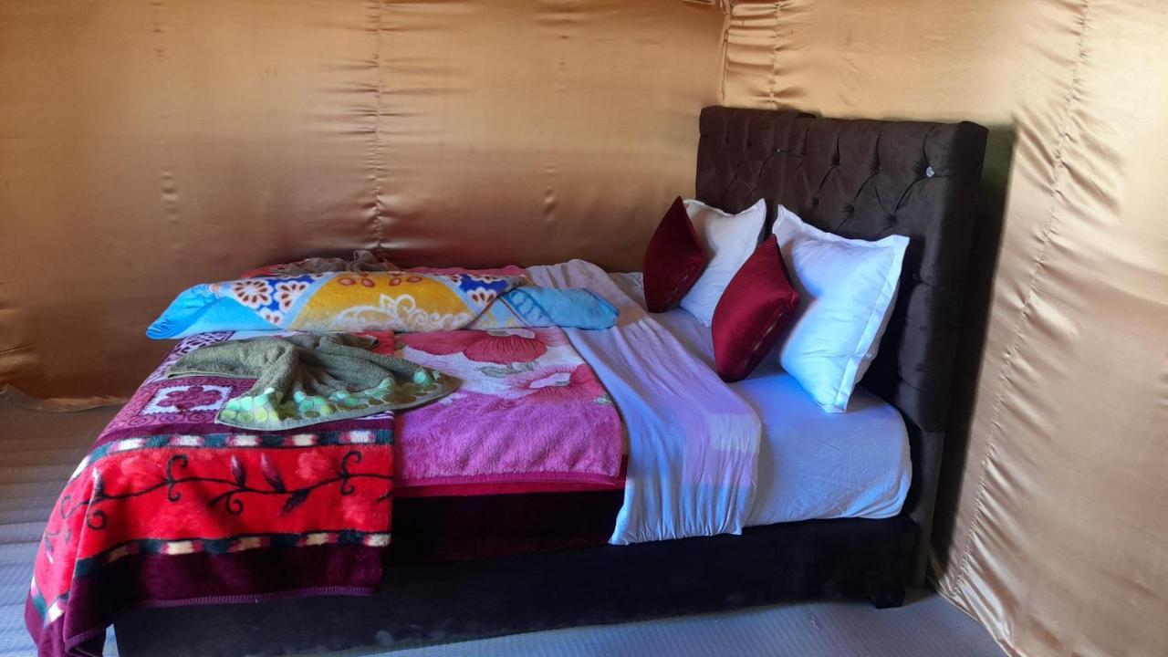 Luxury Trek Desert Camp 梅尔祖卡 外观 照片