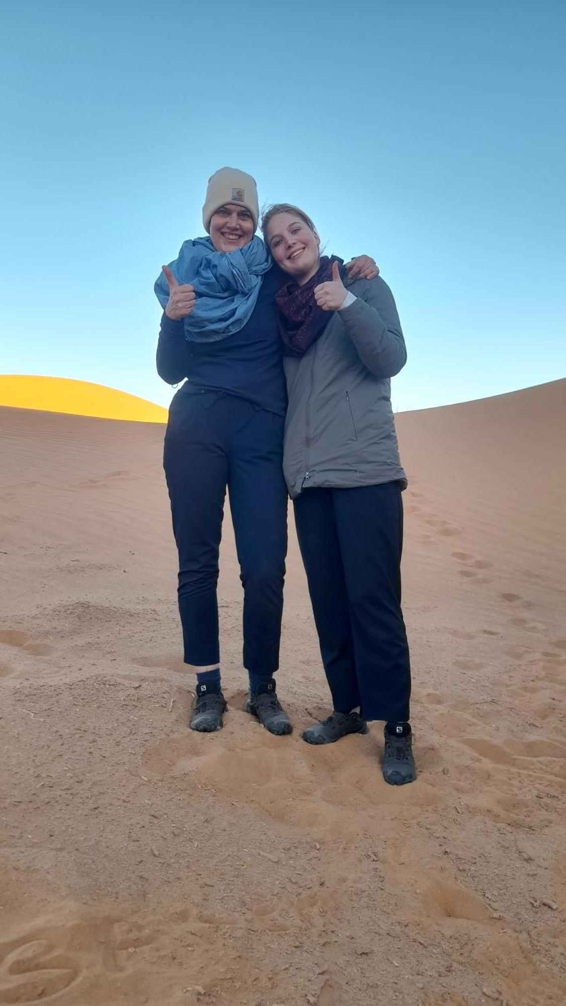 Luxury Trek Desert Camp 梅尔祖卡 外观 照片