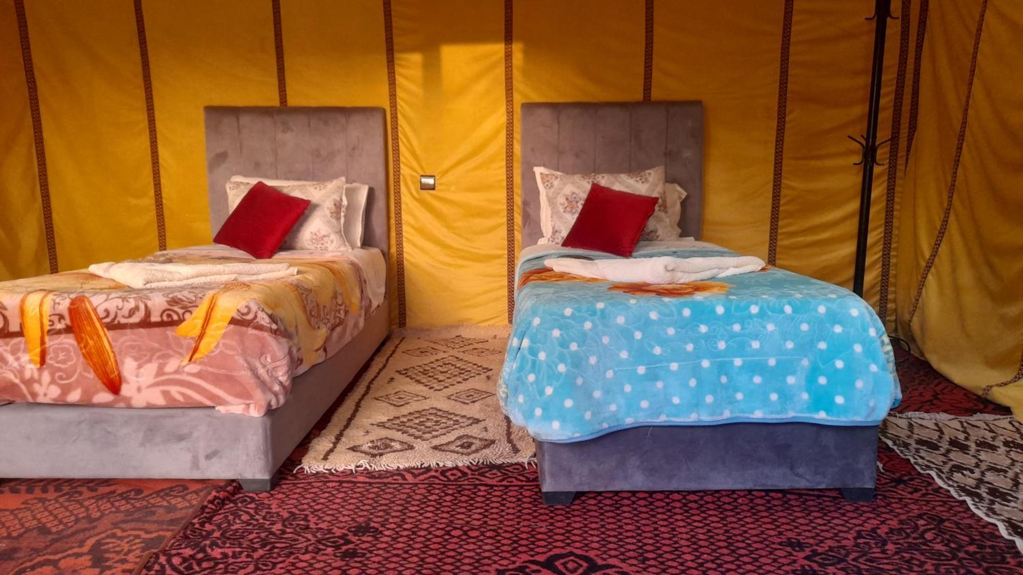 Luxury Trek Desert Camp 梅尔祖卡 外观 照片