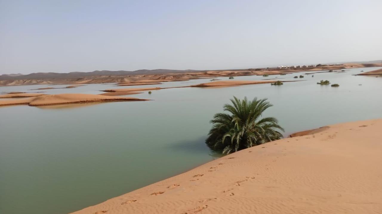 Luxury Trek Desert Camp 梅尔祖卡 外观 照片