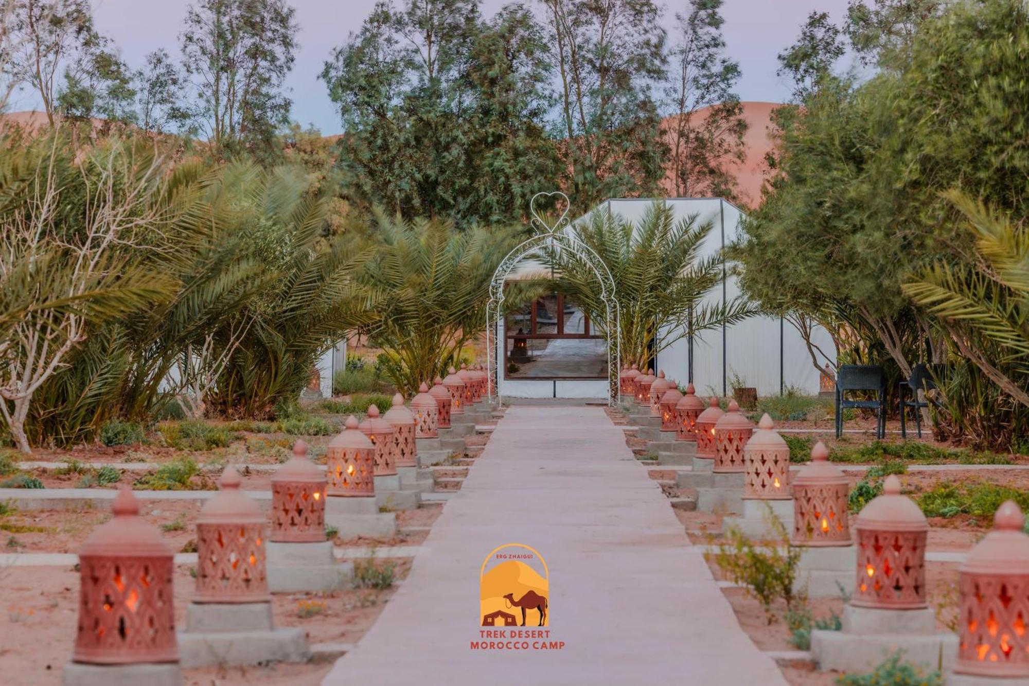 Luxury Trek Desert Camp 梅尔祖卡 外观 照片