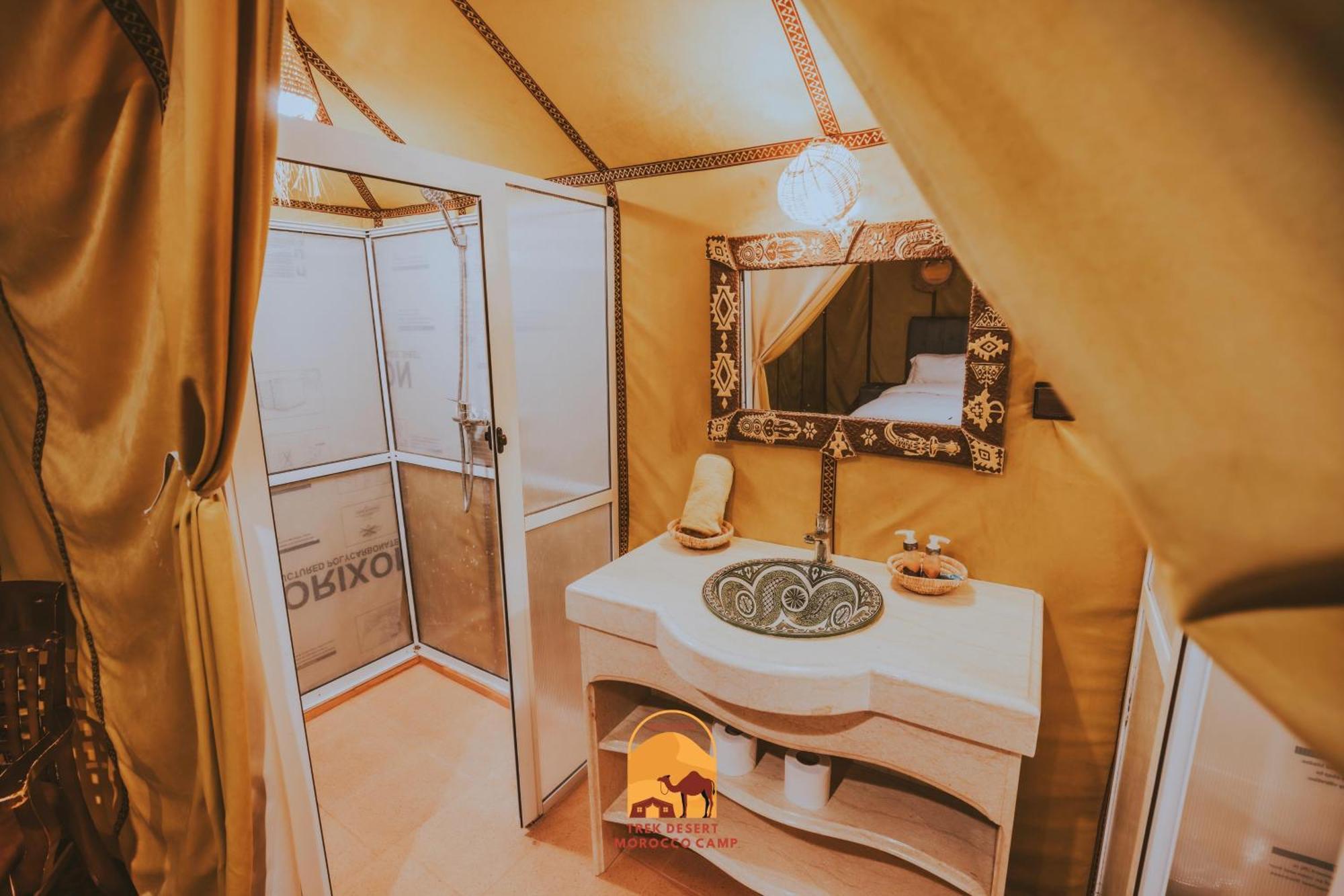 Luxury Trek Desert Camp 梅尔祖卡 外观 照片